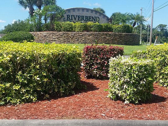 5th image of 2009 Indian Creek Dr