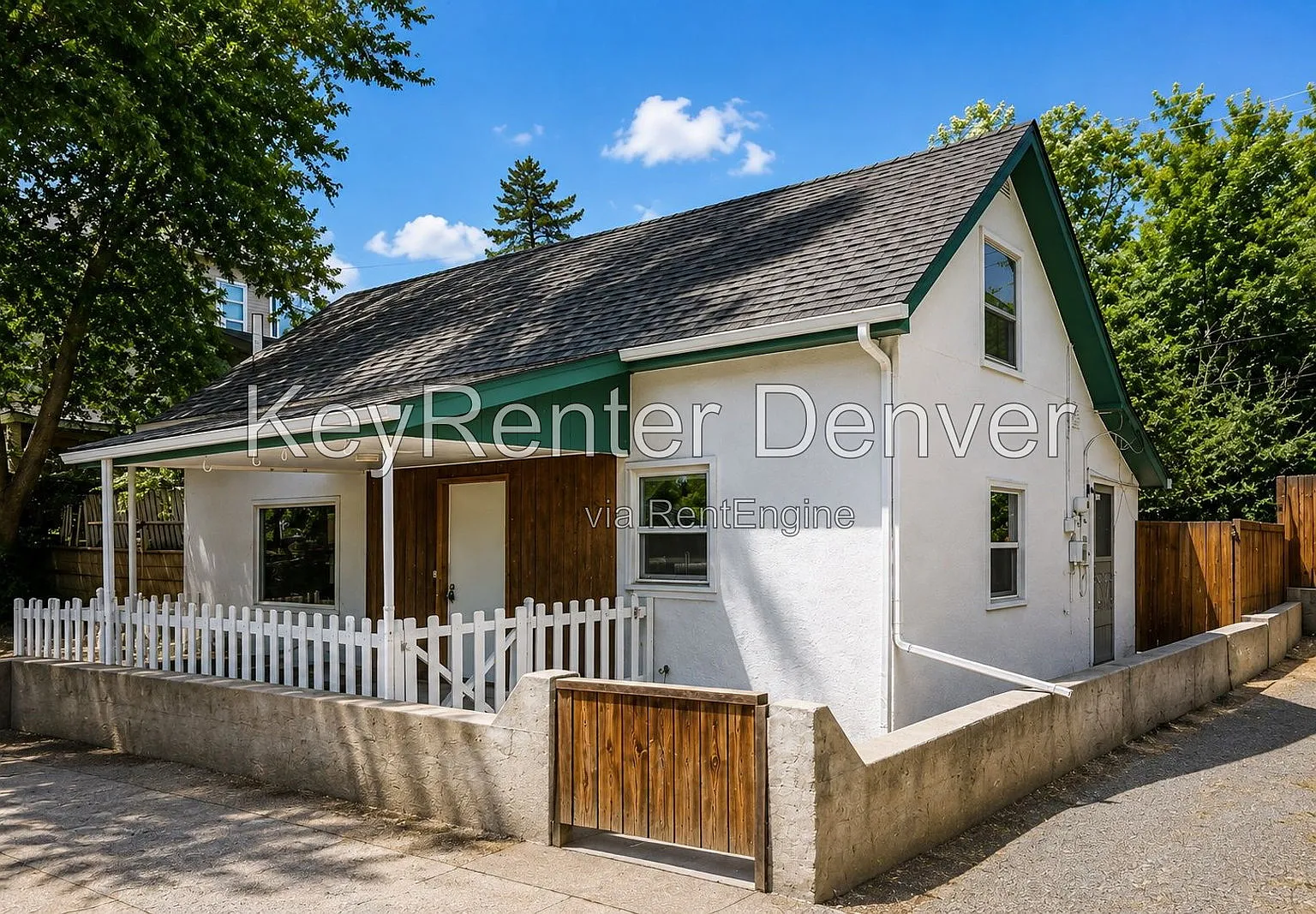 3 bed, 1.0 bath, 1404 sqft, $2,145 — Photo 1