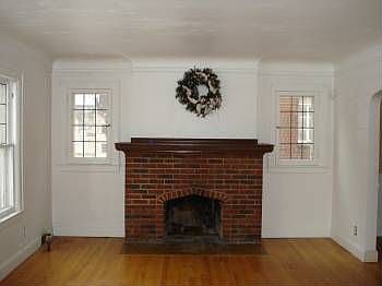 2nd image of 5782 Kensington Ave