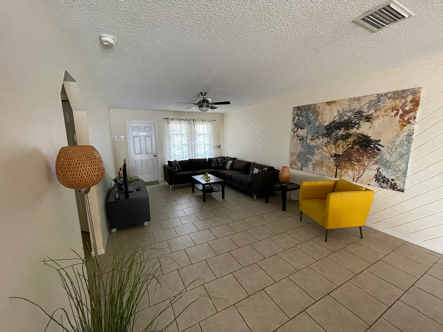 2 bed, 970 sqft, $1,800 — Photo 4