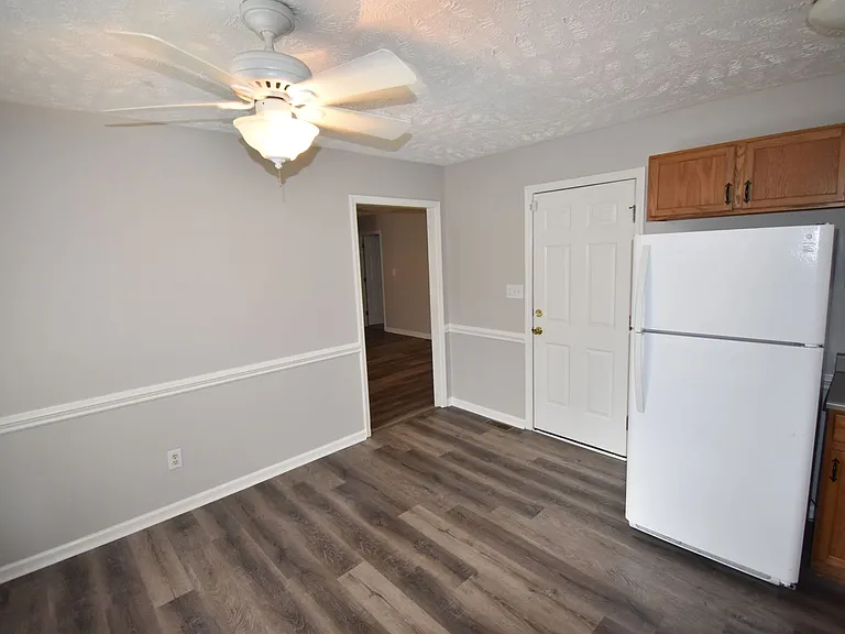 6313 Applewhite Rd — Photo 8
