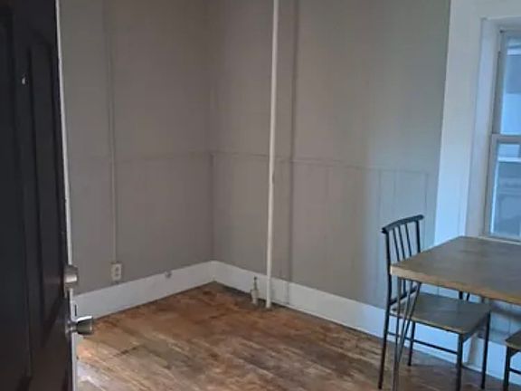 5th image of 479 Main St #2