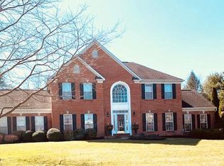 5166 Lovering Dr, Doylestown, PA 18902