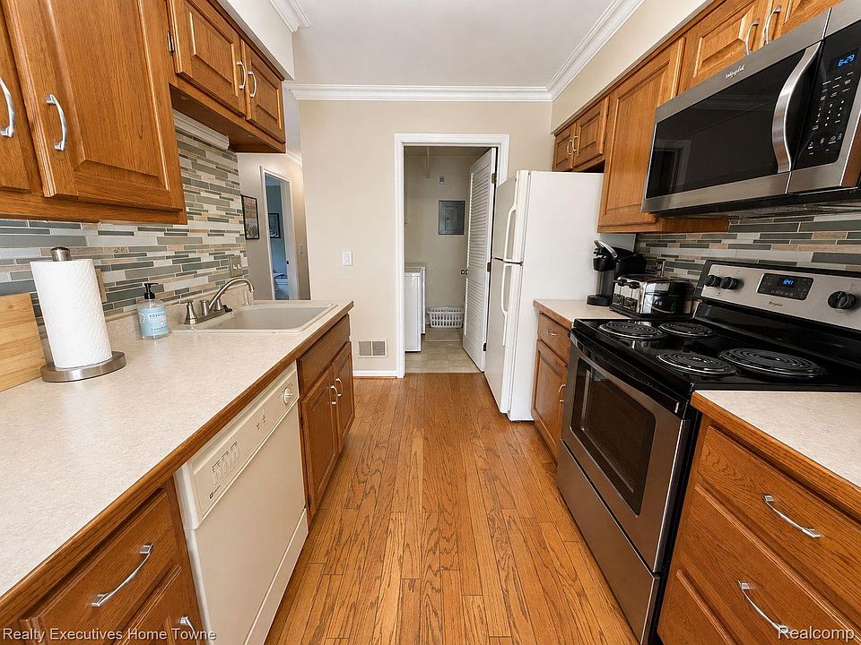 3756 Ramblewood Dr, photo 16