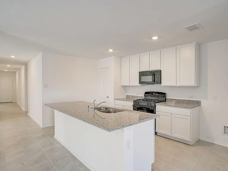 2817 Watchpoint Rd — Photo 17