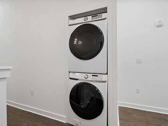 3rd image of 5049 Baltimore Ave Floor 2