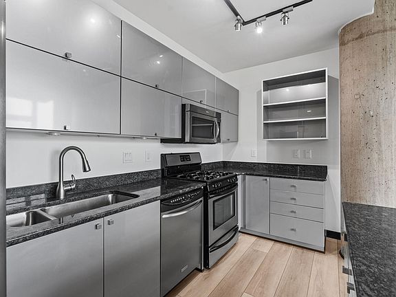 5th image of 730 N 4th St Unit 813