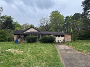 1501 Point Of Rocks Rd, Chester, VA 23836