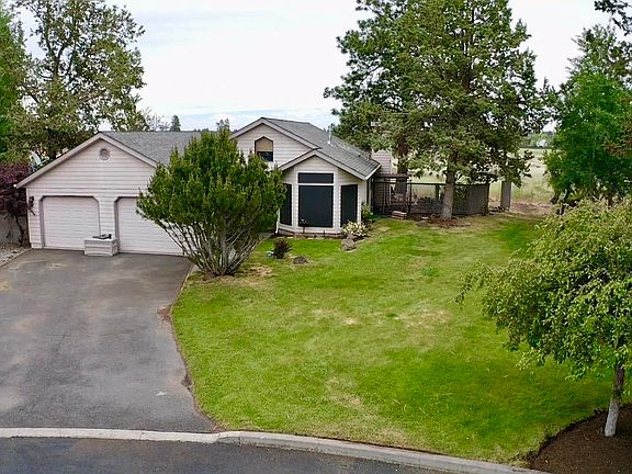 2nd image of 20440 Rocky Top Ct
