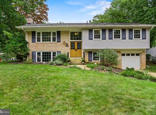1731 Tamerisk Ct, Vienna, VA 22182