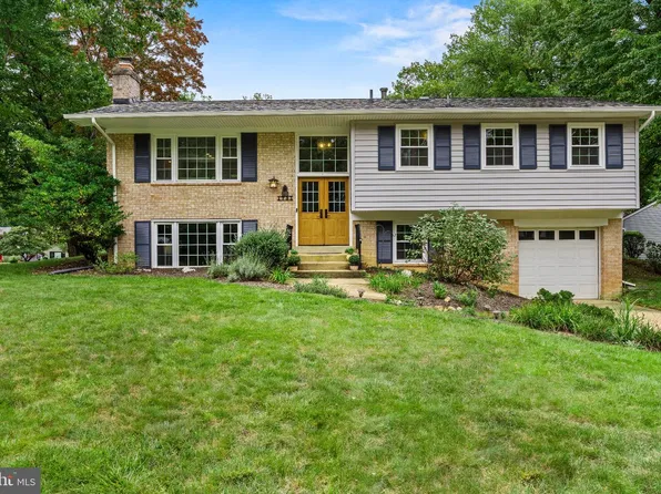 1731 Tamerisk Ct, Vienna, VA 22182