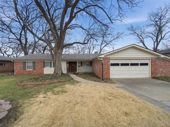1313 Rockdale Rd, Bartlesville, OK 74006