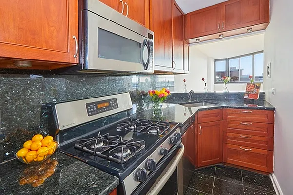 Rented by Brown Harris Stevens | media 4