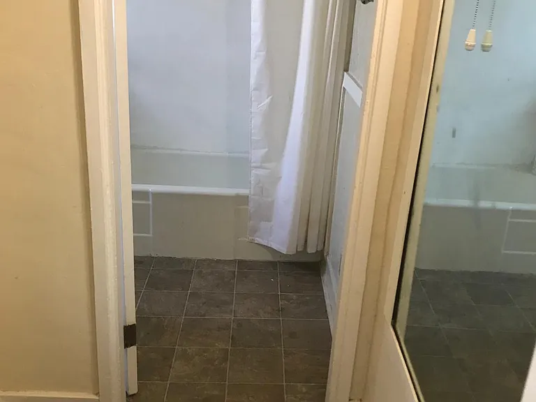 14461 Dickens St #14463-1/2 — Photo 6