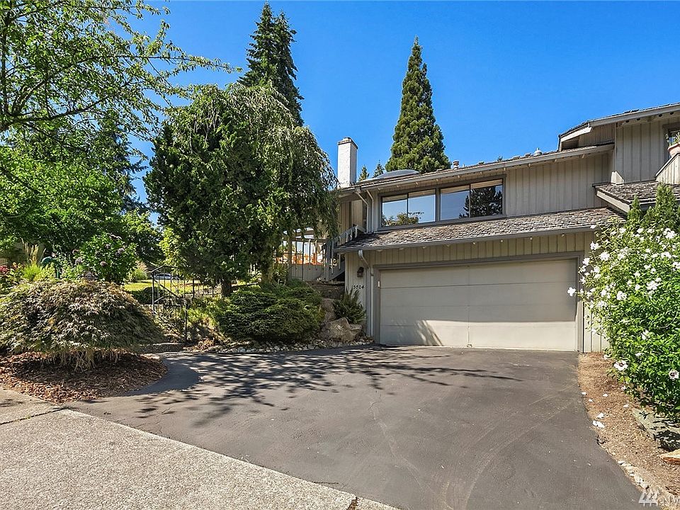 1st image of 15704 NE 66th Pl
