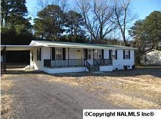 285 Mitchell Ave, Albertville, AL 35951