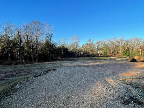 11369 Annie Creek Dr, Willis, TX 77378