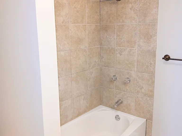 1303 Kimball Ave — Photo 30