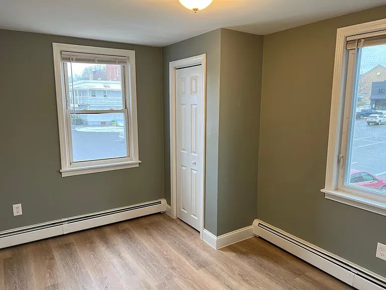 39 Franklin St #202 — Photo 10