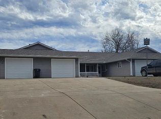 205 Indiana St, Oswego, KS 67356