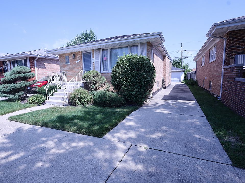 2nd image of 3734 W 76th St
