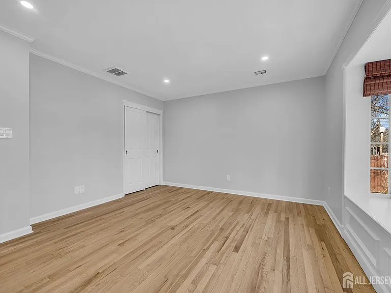 1430 Kearney Dr — Photo 26