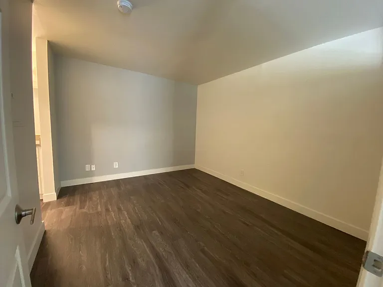 1250 N. June St. Los Angeles CA 90038 — Photo 20
