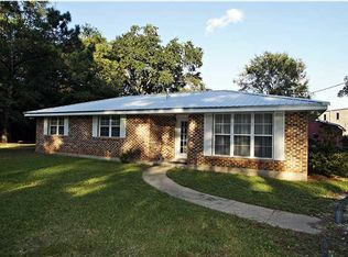 13801 Cornell Ave, Bayou La Batre, AL 36509