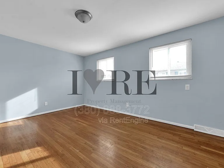 870 N Meadows Ct #F — Photo 11