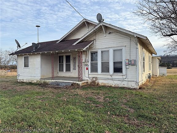 3rd image of 615 Brooklyn Rd