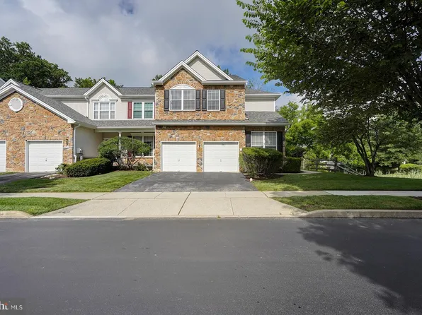 100 Forelock Ct, West Chester, PA 19382