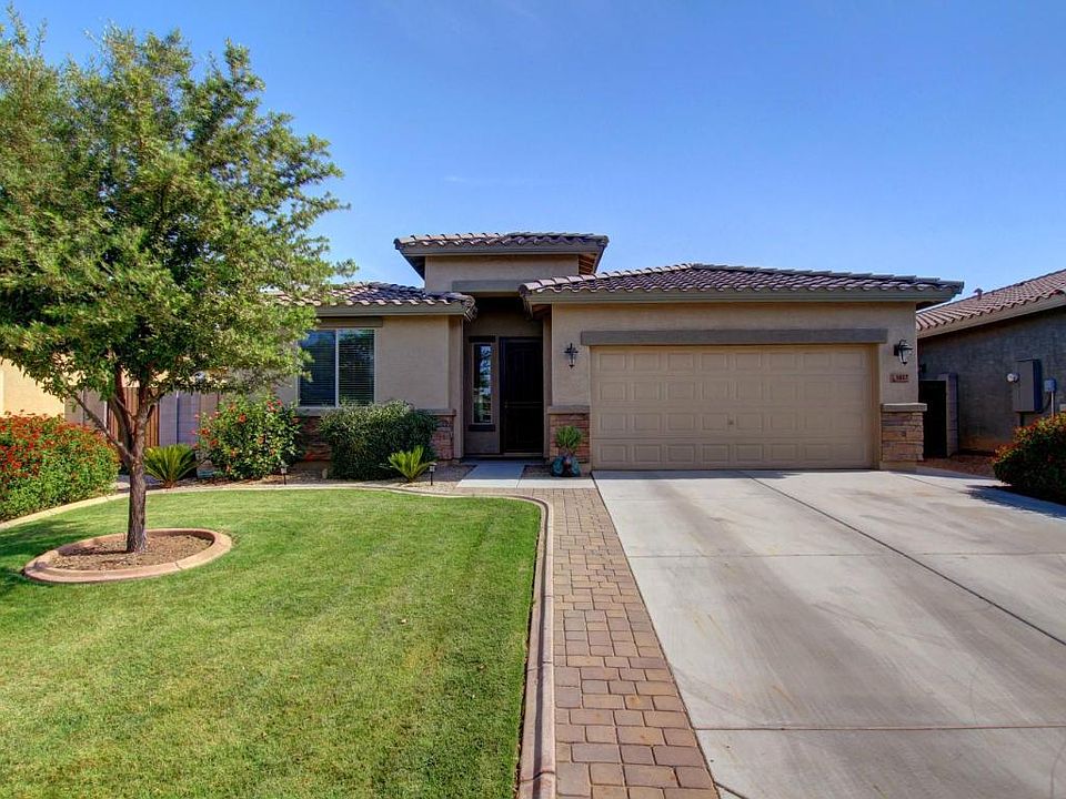 1st image of 1617 W Loemann Dr