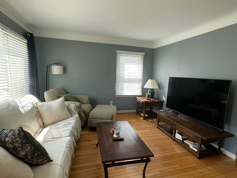 241 Devillen Ave — Photo 22