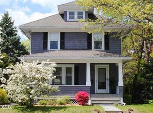 132 Gregory Blvd, Norwalk, CT 06855