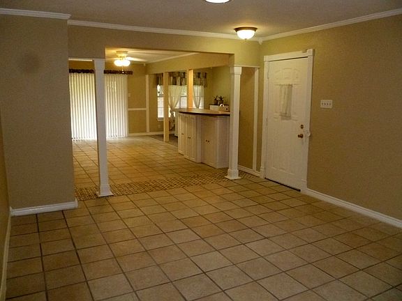 5th image of 4118 Monaco Dr
