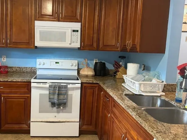 4321 NW 9th Ave APT 104, Pompano Beach, FL 33064