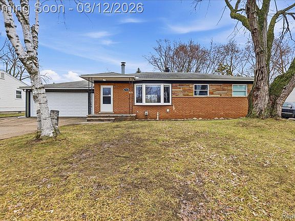 2nd image of 2160 Phillips Rd