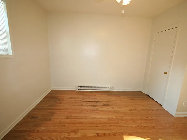 1212 Chapel Hill — Photo 16