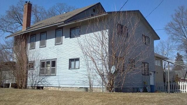 2nd image of 521 16th St S