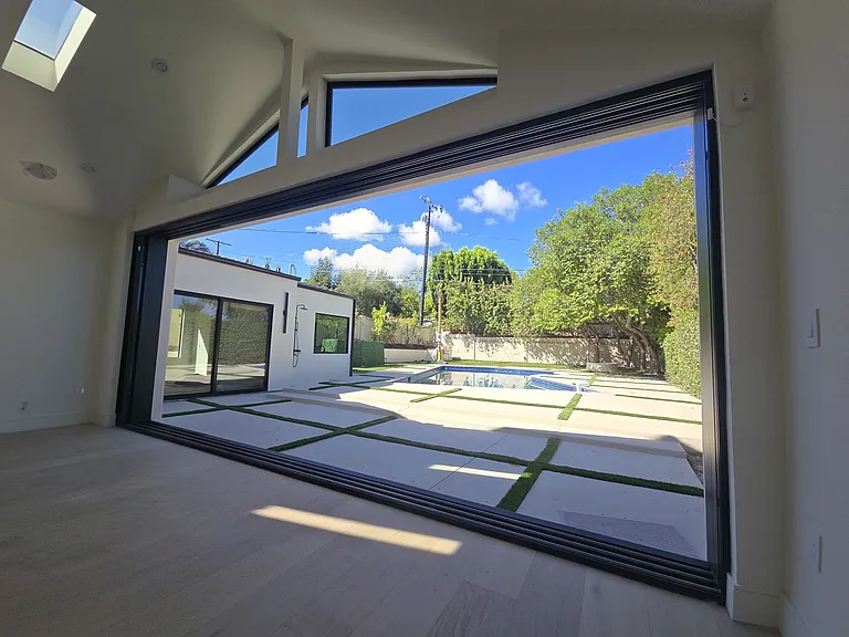 4501 Canoga Dr — Photo 16