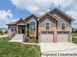 214 Prospect Pl, Versailles, KY 40383