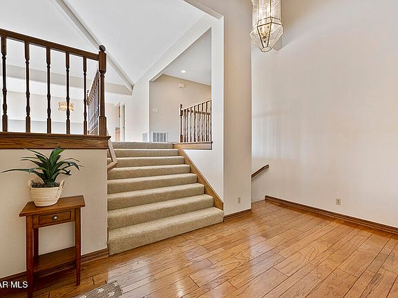 4th image of 269 Cherry Hills Ct