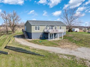 1023 Tompkins Dr, Cement City, MI 49233