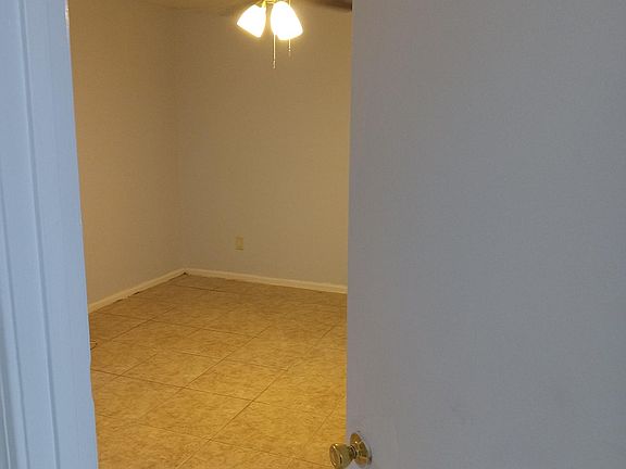3rd image of 5922 Sutcliffe Sq