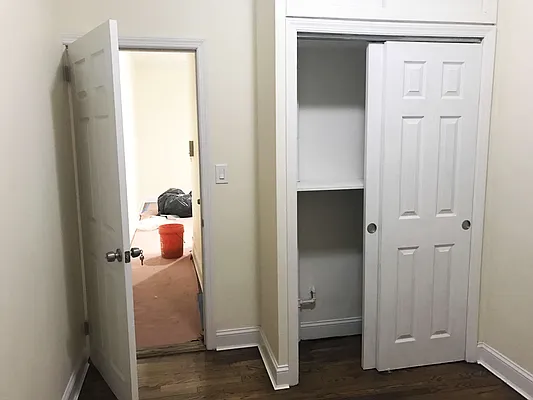 Rented by Salon Realty Corp | media 18