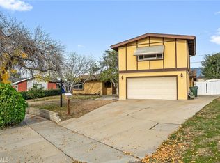 749 Moonstone Ct, Upland, CA 91786