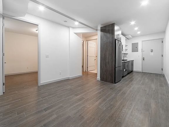 5th image of 68 W 107th St #D3