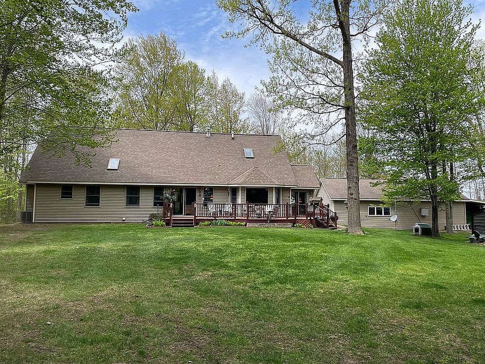 2nd image of 3282 N Garfield Rd