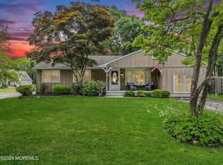 51 Tanglewood Rd, Brick, NJ 08724