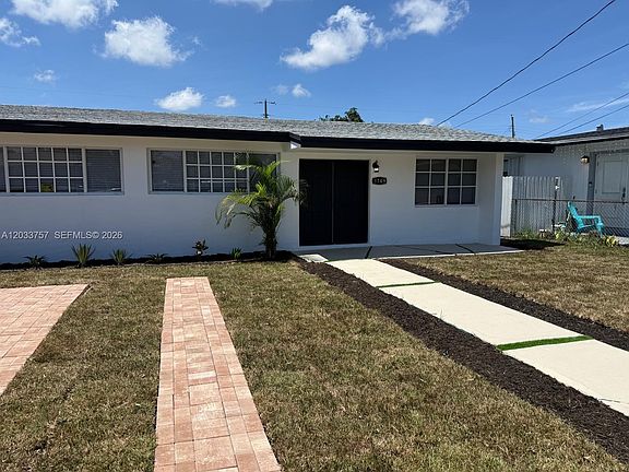 5th image of 1749 NW 154th St